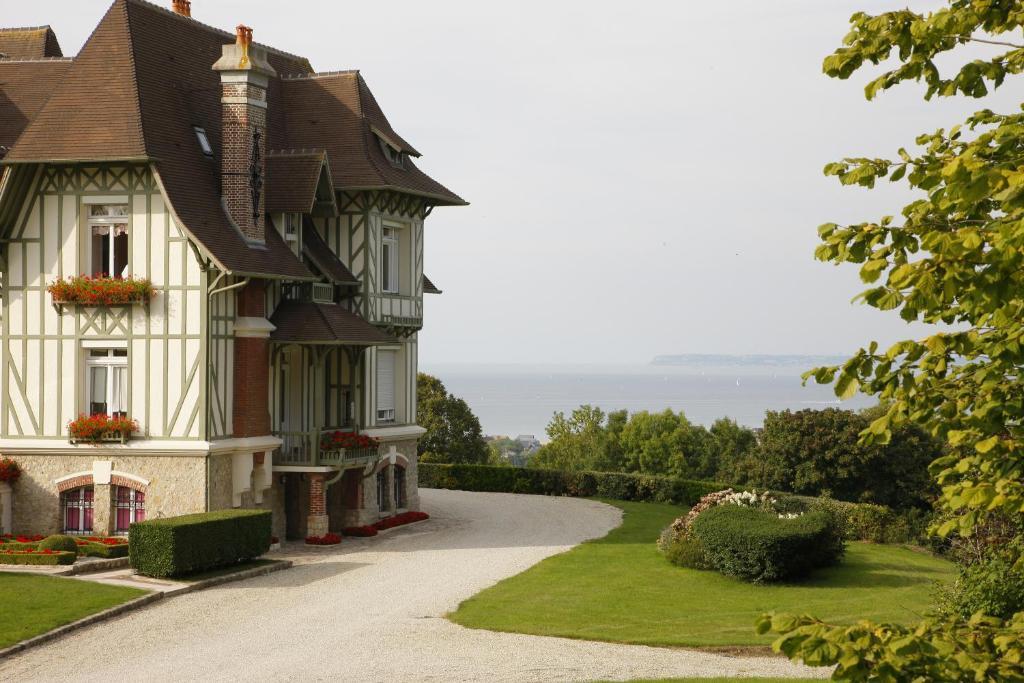 Manoir De Benerville Bed & Breakfast Deauville Luaran gambar